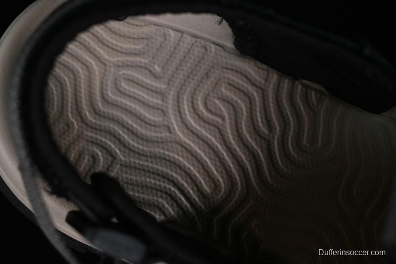 ECCO New Terrain Series Outdoor Closed-Toe Sandals Water Shoes with Breathable Design - 63890301002