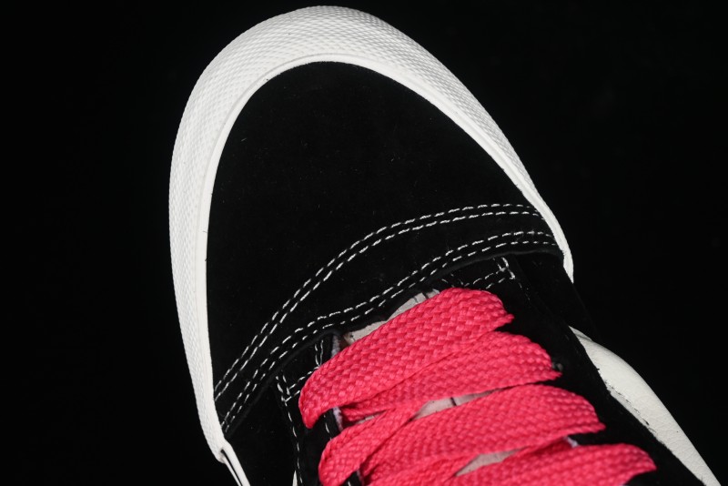 Vans Classics Knu Skool Retro Skate Shoes with Thickened Tongue and Oversized Toe - VN0009QCBLK