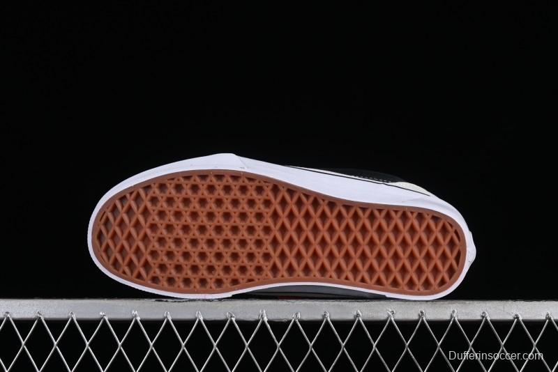 Vans Classics Knu Skool Retro Sneakers with Thick Tongue and Oversized Toe - VN0009QC02Y