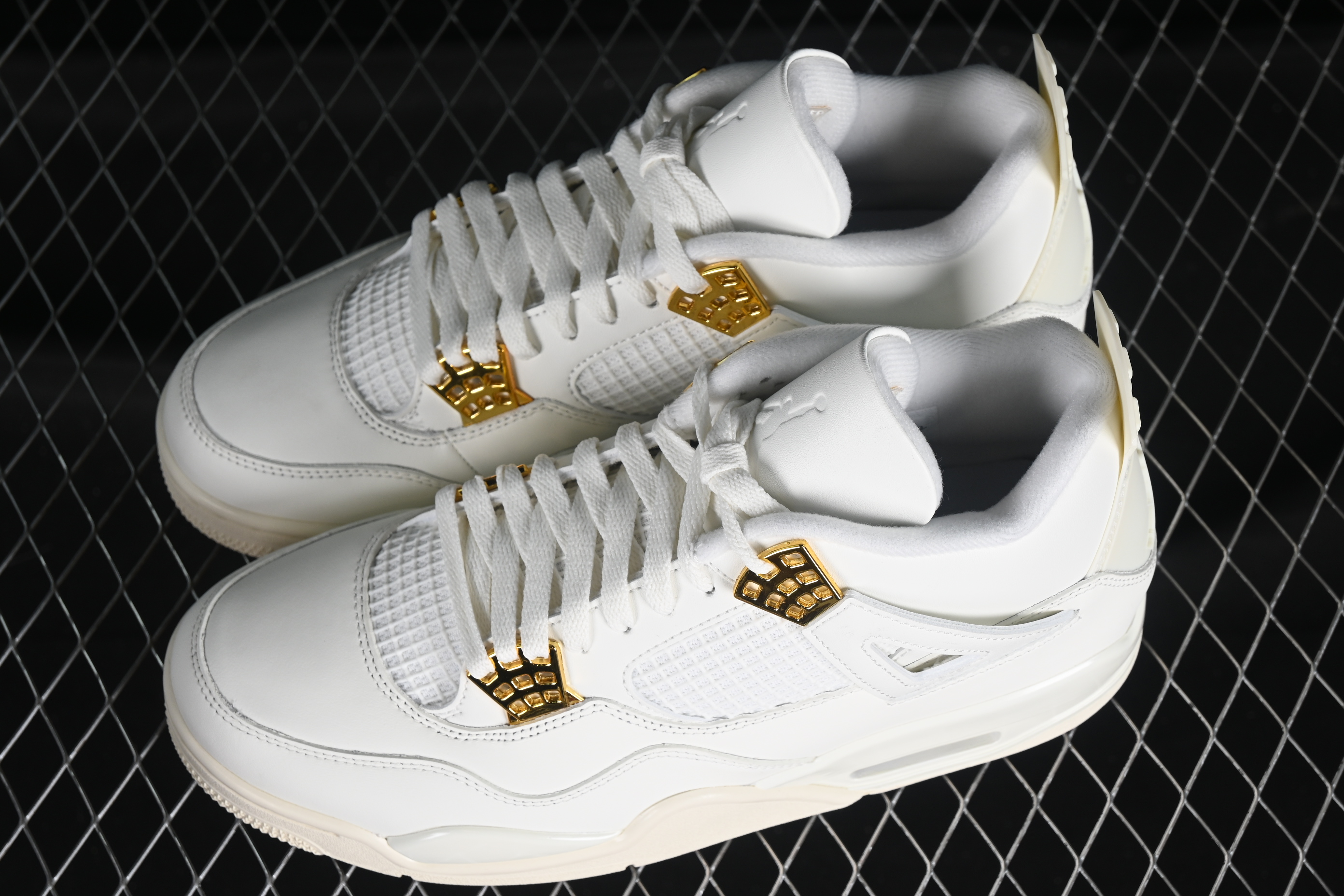 Nike Air Jordan 4 Retro Metallic Gold Basketball Shoes - AQ9129-170