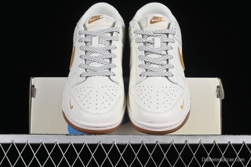 Supreme x Nike SB Dunk Low Anniversary Edition - XH0923-339