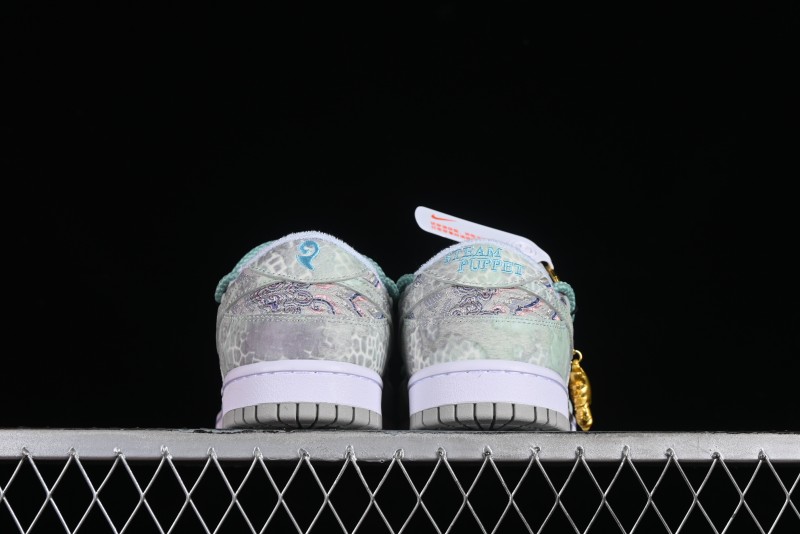 Nike SB Dunk Low Limited Edition Year of the Dragon - SJ2068-229