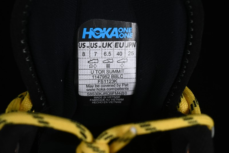 HOKA ONE ONE Tor Summit Low-Top Running Shoes with Geometric Cushioning for Stability and Traction - 1147952 BBLC