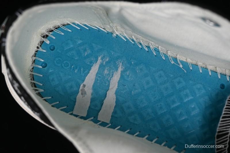 Converse Chuck 70 SNL Low Top Canvas Sneakers with Star Embroidery and Metal Studs - A11612C