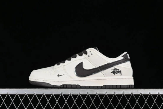 Stussy x Nike SB Dunk Low Anniversary Customized Casual Sneakers in Off-White Black Swoosh - DQ1098-378