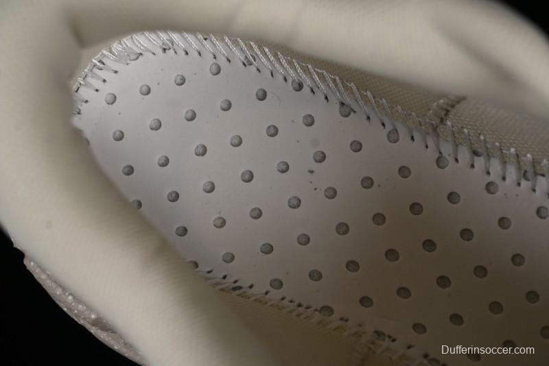 HOKA ONE ONE Tor Summit Low-Top Running Shoes with Geometric Cushioning for Stability and Comfort - 1147952 OLK