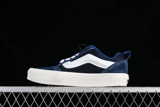 Vans Classics Knu Skool Retro Sneakers with Enlarged Toe and Thickened Trim - VN0009QCLC3