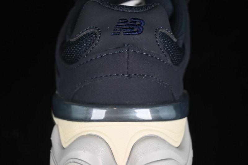 New Balance 9060 Series Kids Hook and Loop Sneakers - PV9060NV