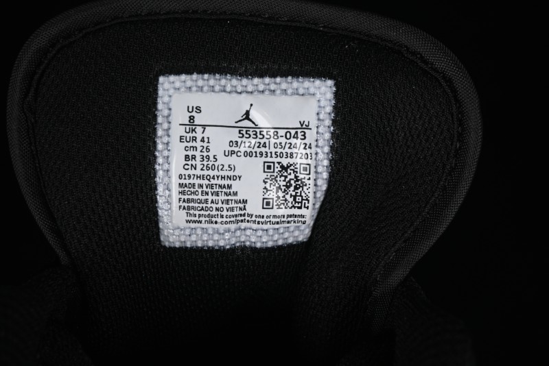Nike Air Jordan 1 Low Retro Basketball Shoes in Black and White - 553558-043