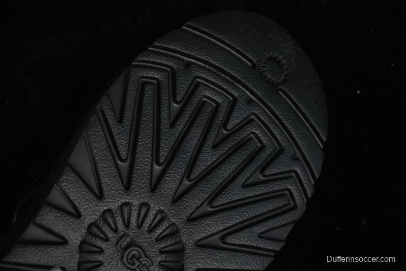 UGG Neumel Moc Ankle Boots in Suede with Shearling Lining - 1121645