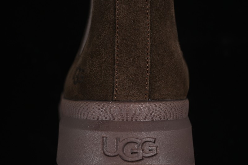 UGG Burleigh Chelsea Winter Boots for Men with Lightweight Anti-Slip Sole and Genuine Wool Leather - 1152050