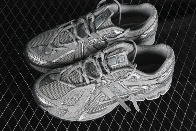 New Balance 1906 Series Retro Dad Style Casual Running Shoes with T-Beam Outsole - M1906AG
