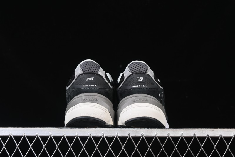 New Balance 990 Series Premium Retro Running Shoes with Carbon Fiber Midsole - M990BK6