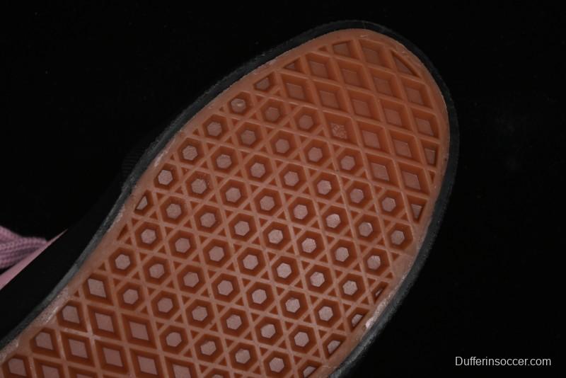 Vans Knu Skool Low Top Retro Sneakers in Black Pink with Big Logo - VN0009QC6BT1