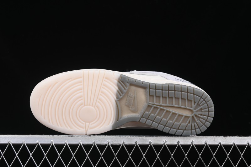 Nike SB Dunk Low The North Face Graffiti Grey Check Anniversary Customized Low-Top Casual Skate Shoes - DM6868-017