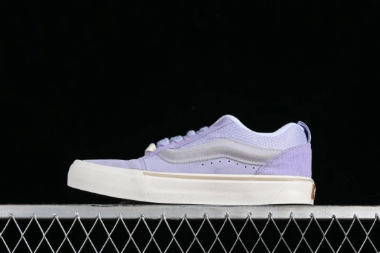 Vans Knu-Skool VR3 LX Low-Top Retro Sneakers in Dusty Purple - VN0009QCB9P