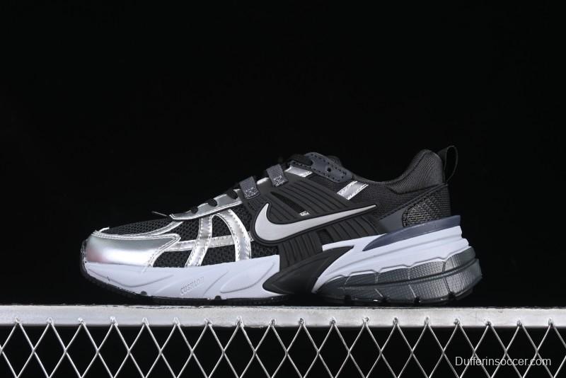 Nike Runtekk Run Retro Low-Top Running Shoes with Cushlon Foam and Anti-Slip Design - FD0736-005