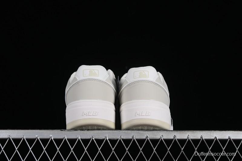 MLB Chunky Liner New York Yankees Lightweight Platform Sneakers with 6cm Height Increase - 3ASXCLB3N50IVS