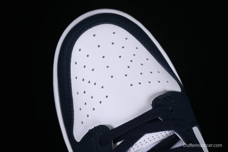 Nike Dunk Low SB Casual Skate Shoes in Obsidian/University Blue Colorway - FN7800-400