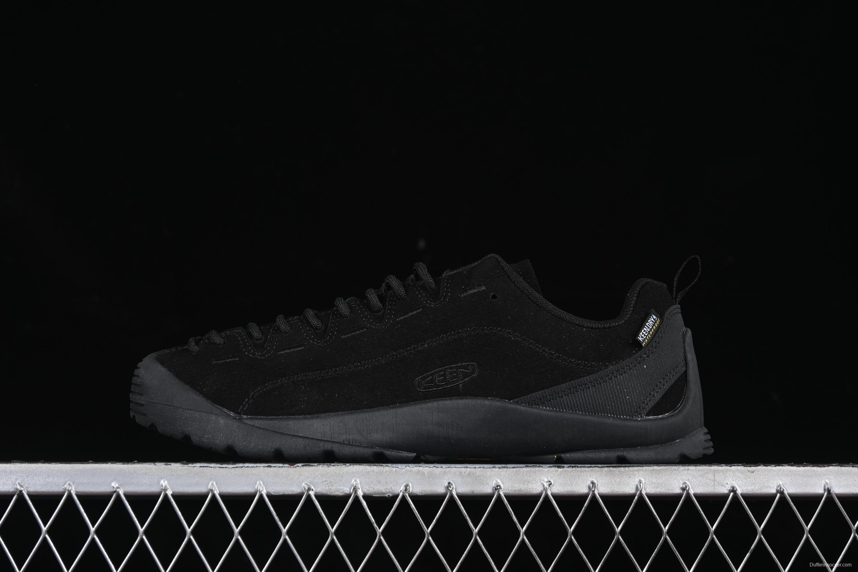 KEEN Men's Jasper II Waterproof Sneaker - All-Black Minimalist Design