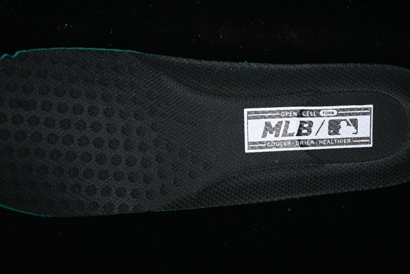 NY Yankees Black Leather Sneakers with Bold Blue Logo