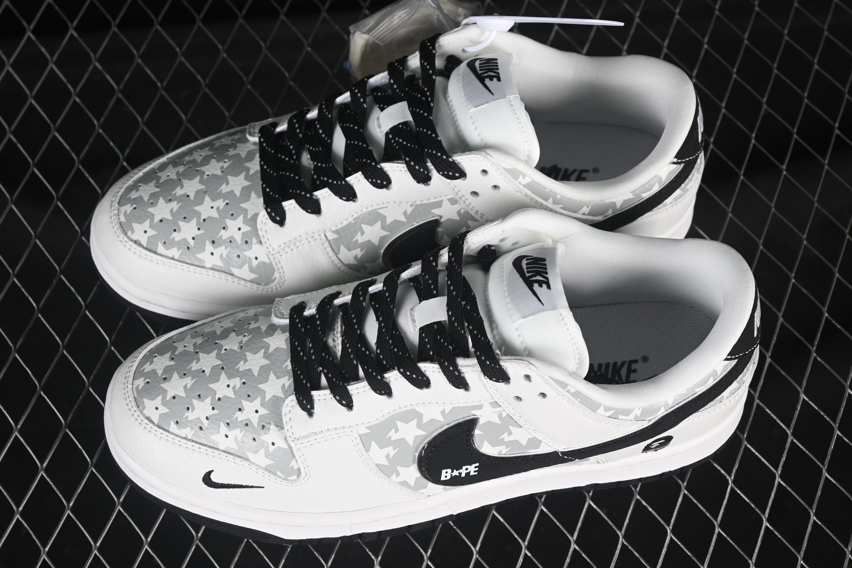 Nike SB Dunk Low BAPE Collection 5-Point Star Black Swoosh Anniversary High-End Custom Low-Top Casual Skate Shoes - CS1688-104