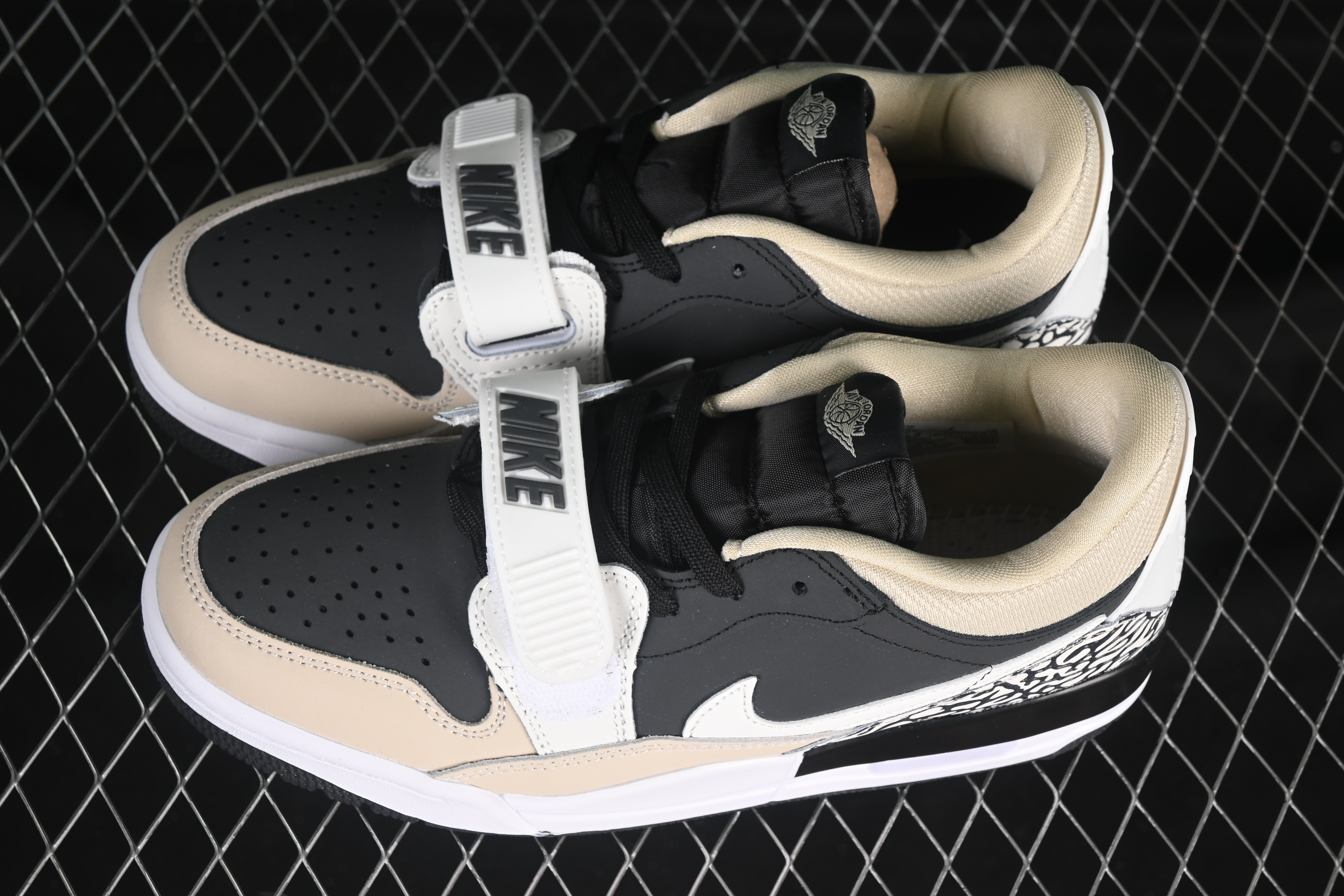 Nike Air Jordan Legacy 312 Low Basketball Shoes with Strap Design - CD9054-020