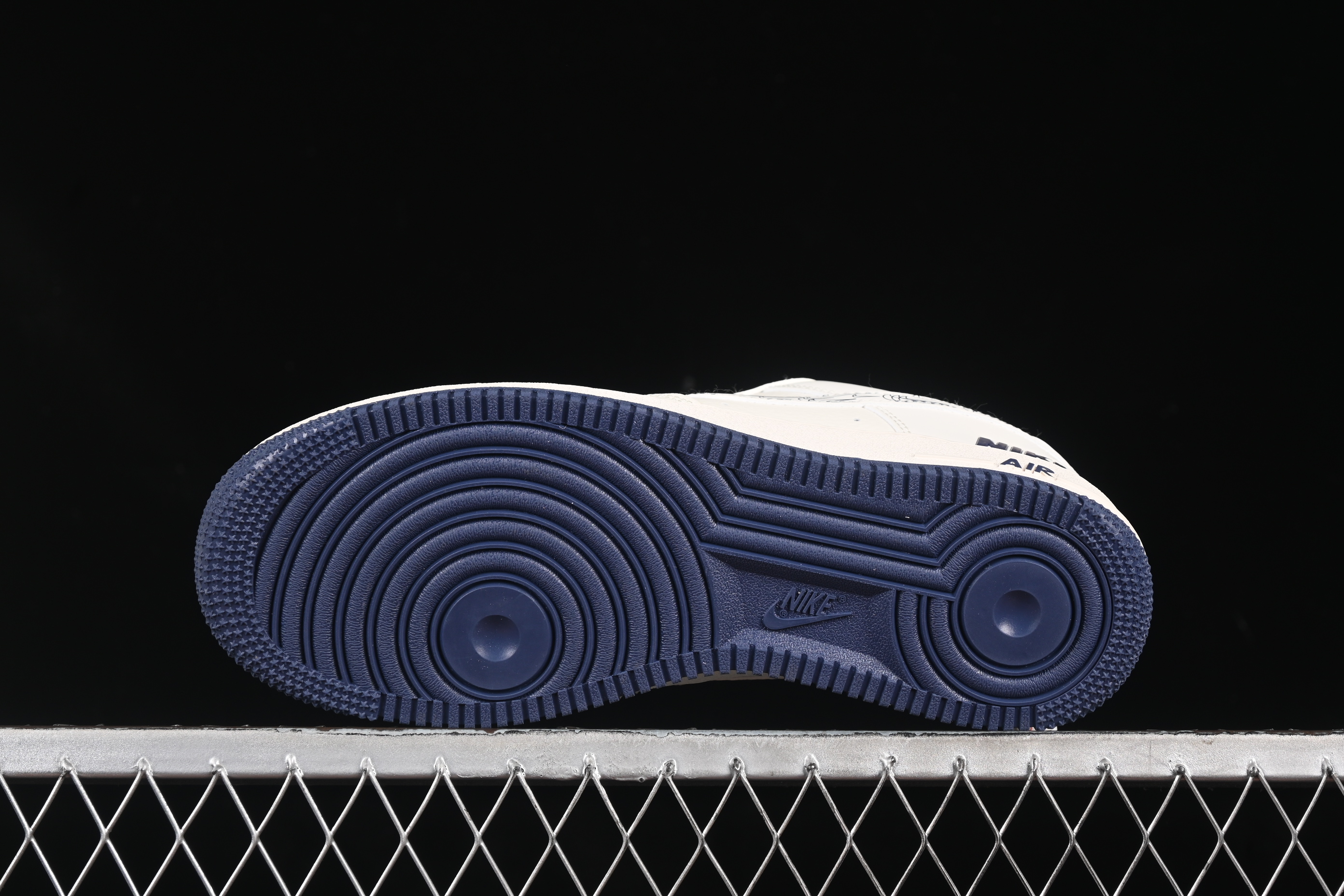 Nike Air Force 1'07 Low Collaboration Sneakers in Dark Blue with Mini Swoosh Logo - HH7518-047