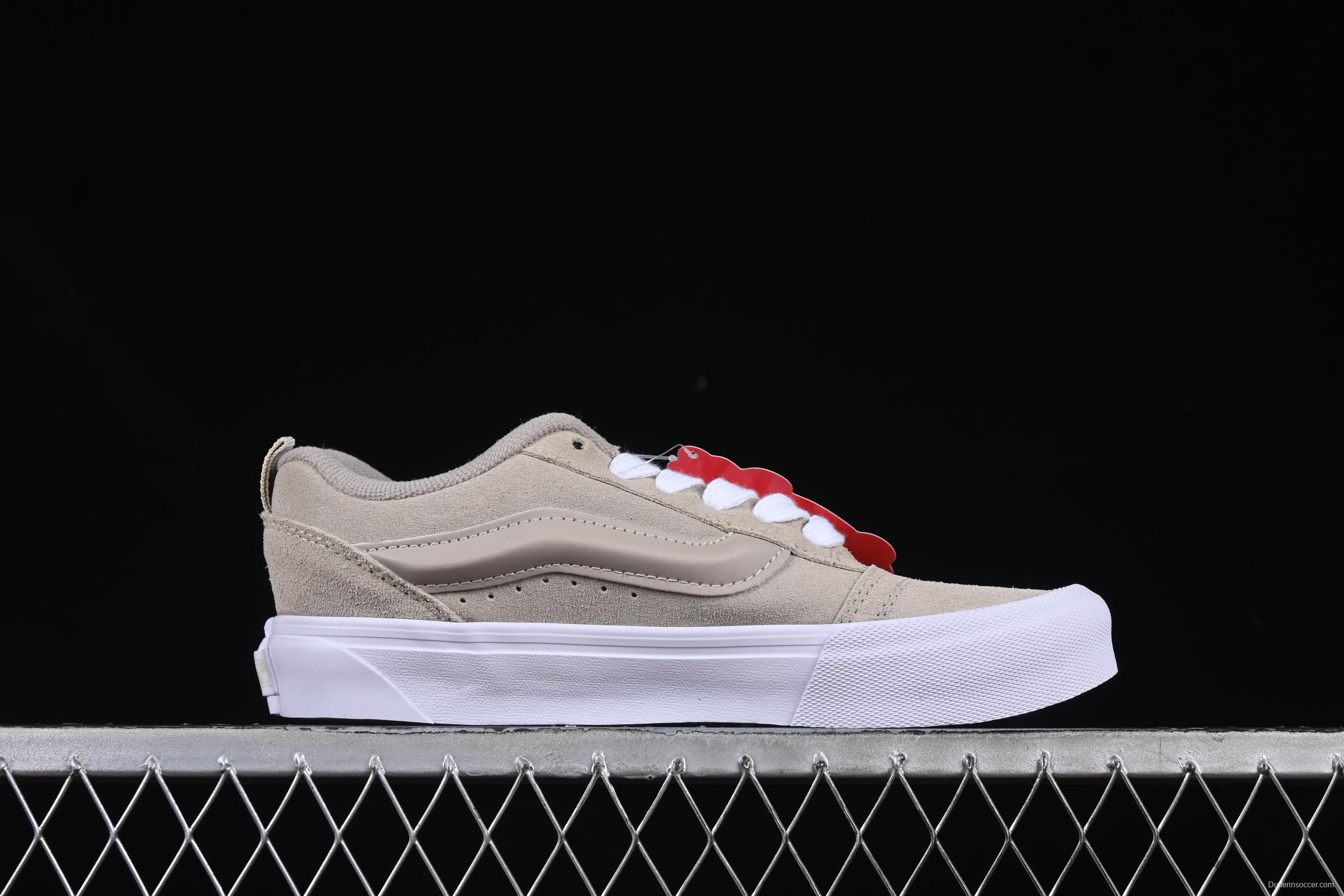 Vans Knu Skool Low-Top Retro Chunky Sneakers - VN000D220VW