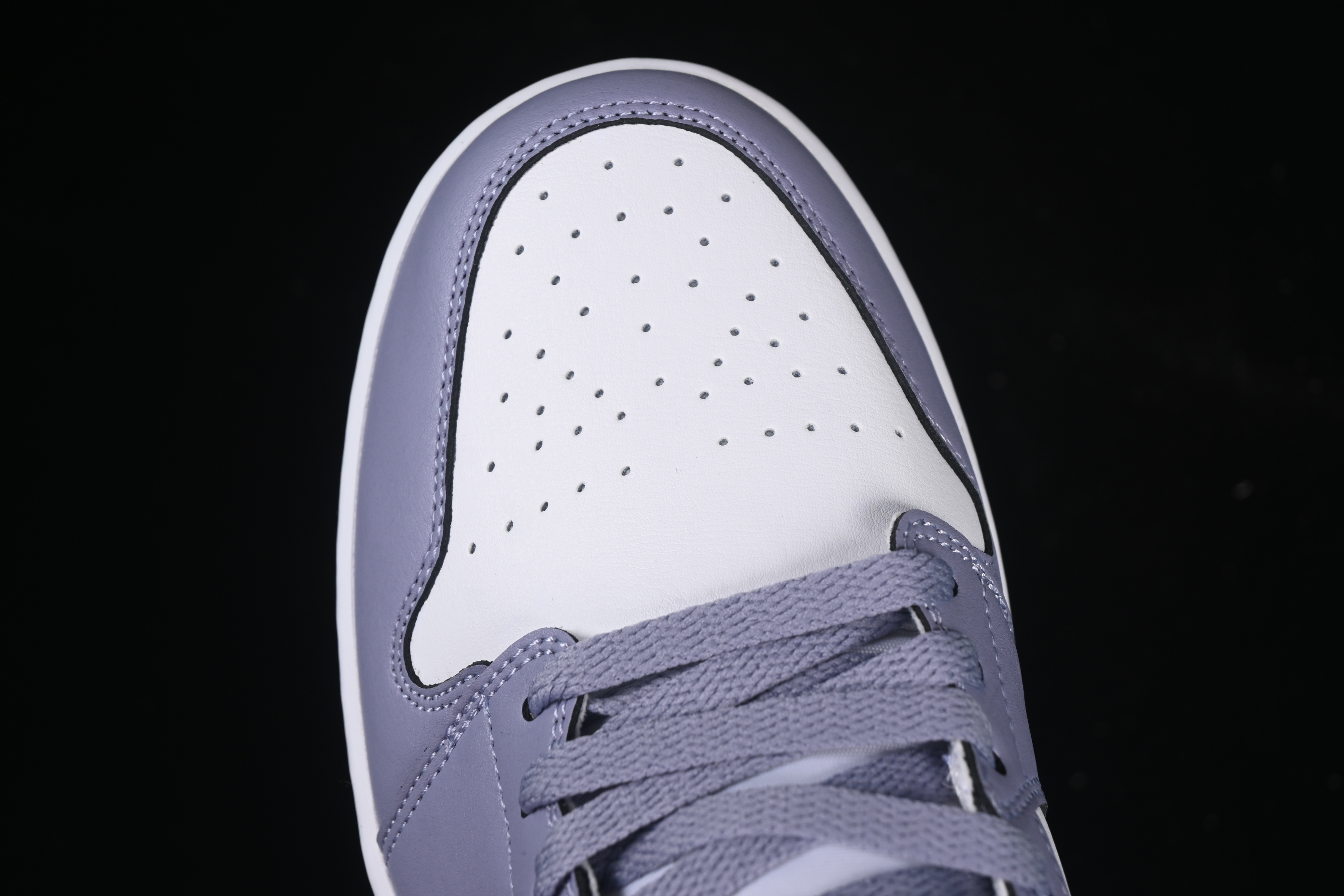 Nike Air Jordan 1 Mid AJ1 Culture Casual Sneakers in Haze Purple - DQ8426-145