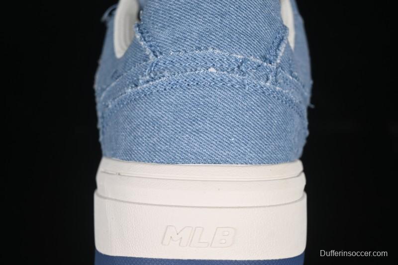 New York Yankees MLB Chunky Liner Lightweight Platform Sneakers with Hook and Loop Closure - 3ASXV015N50BLS