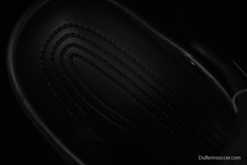 Crocs Classic Clog Two-Way Beach Sandals with Ventilation Holes - B.D4