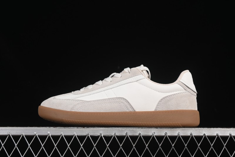 Ecco Men's Casual Series Fashion Sneakers with Shock-Absorbing Sole and Breathable Upper - 63082901002