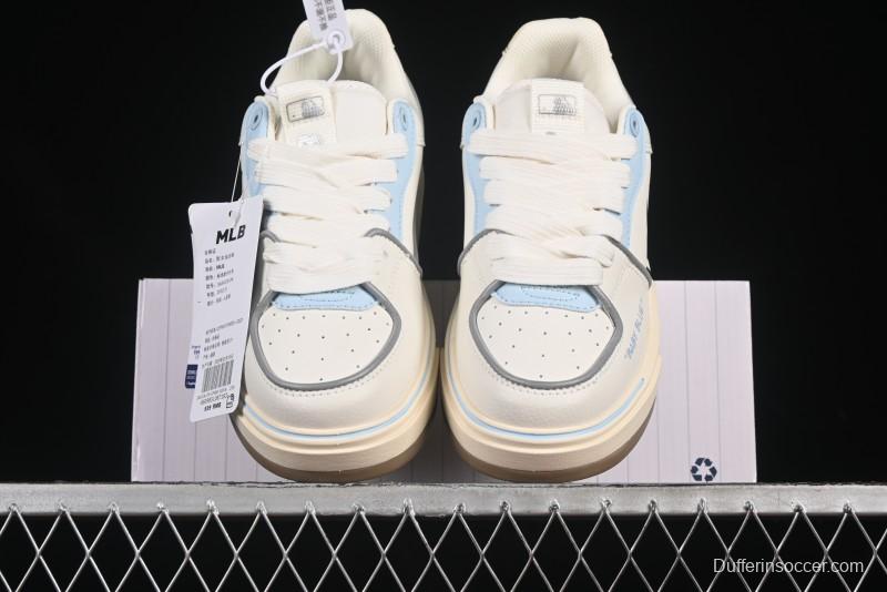 New York Yankees Chunky Liner Mid Denim Monogram Platform Sandals - 3ASXCA12N50IVS