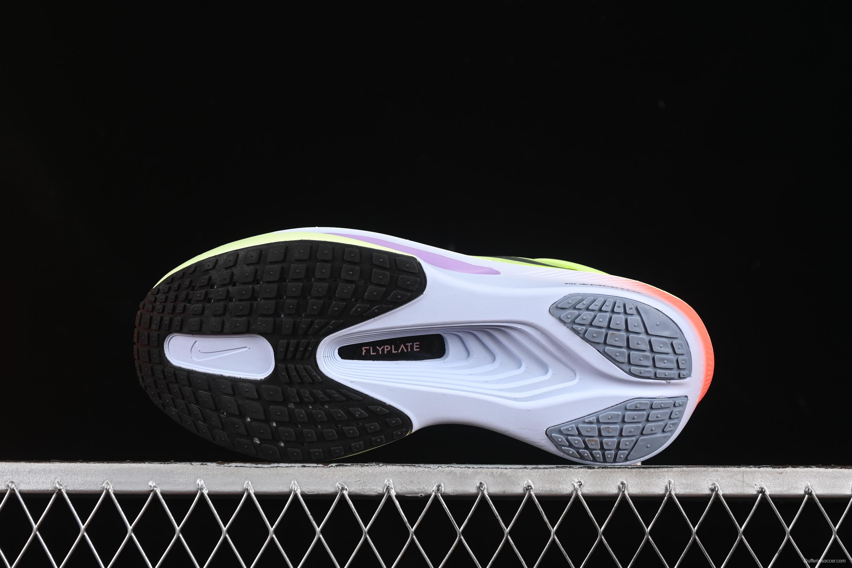 Nike Zoom Fly 6 Ultra-Bounce Lightweight Running Shoes with React Foam and Carbon Fiber Plate - FN8455-701