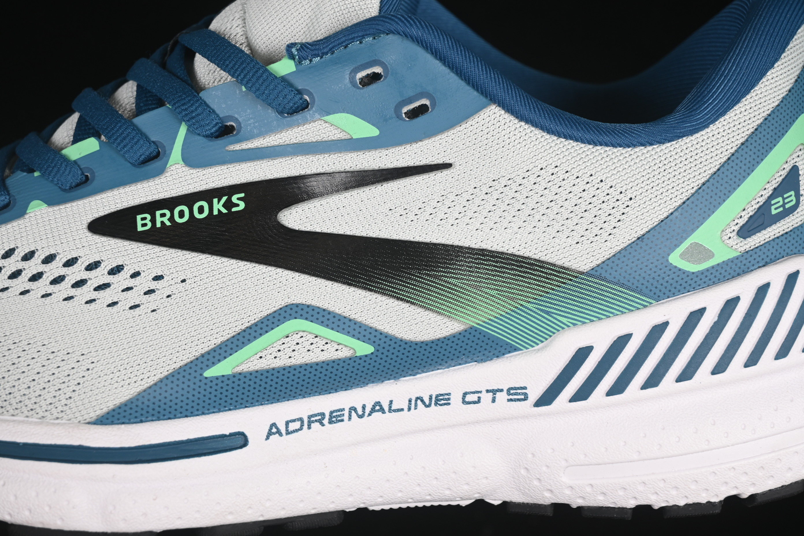 Brooks Adrenaline GTS 23 Mesh Running Shoes - 1103911D427