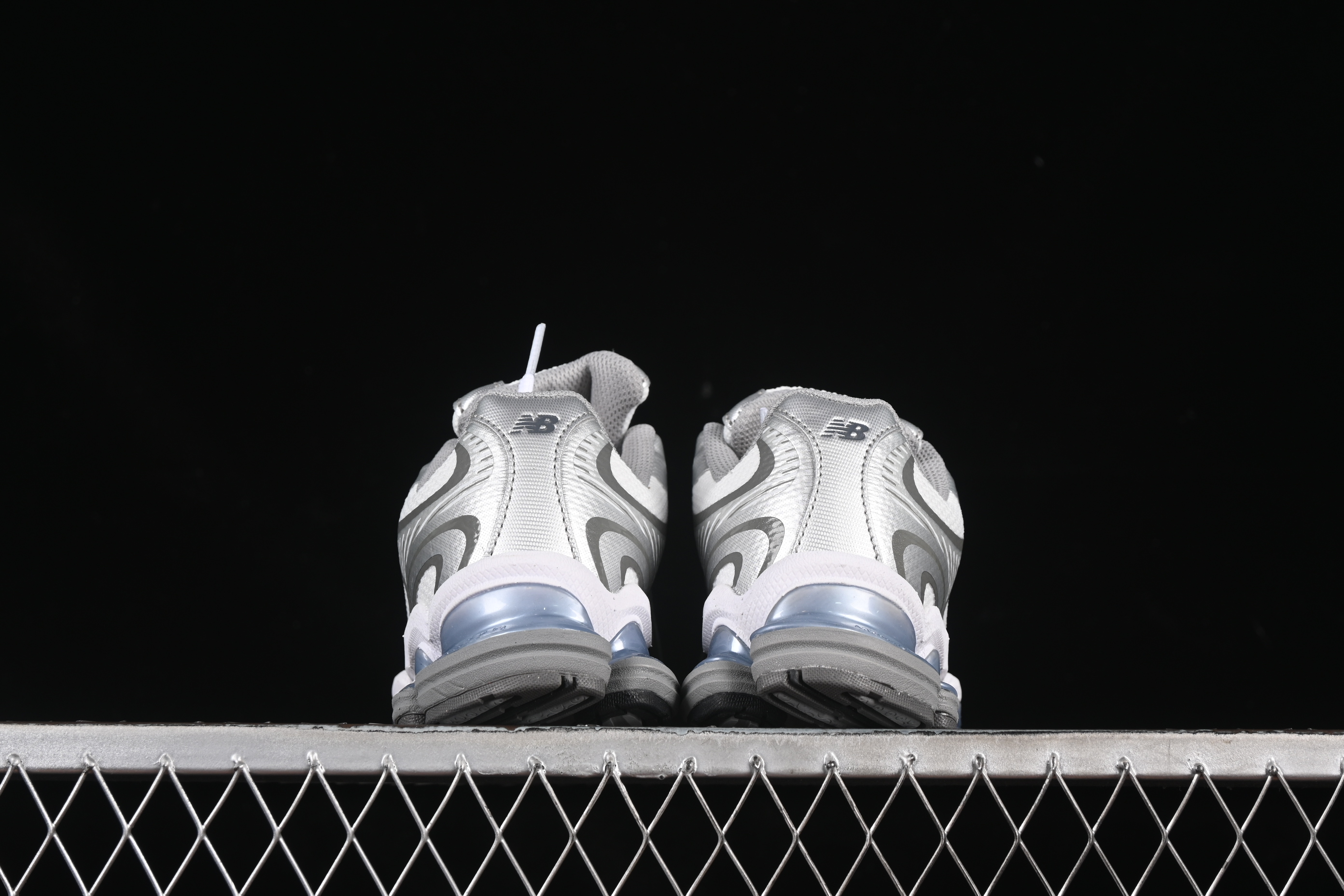 New Balance 2000 Series Retro Dad Style Casual Running Shoes - U2000HXD