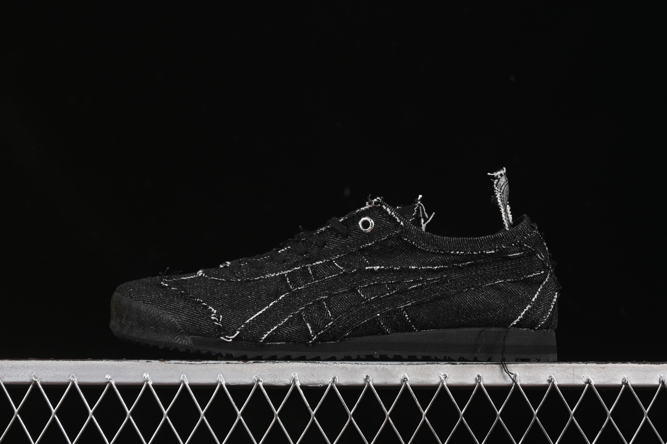 Onitsuka Tiger Mexico 66 SD Low-Top Casual Running Shoes - 1183C310-001