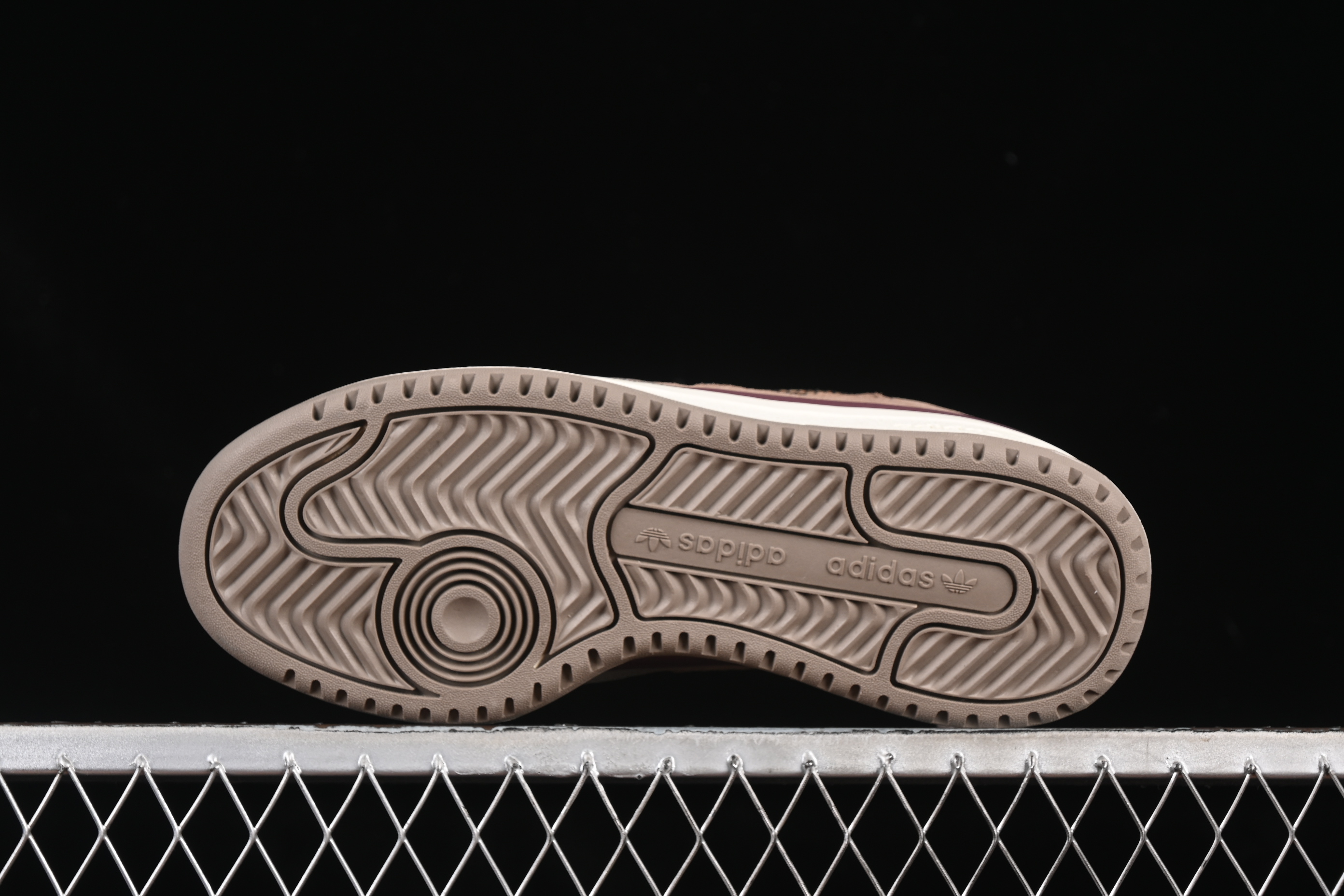 Adidas Forum 2000 Low JS Retro Basketball Shoes - JS3157