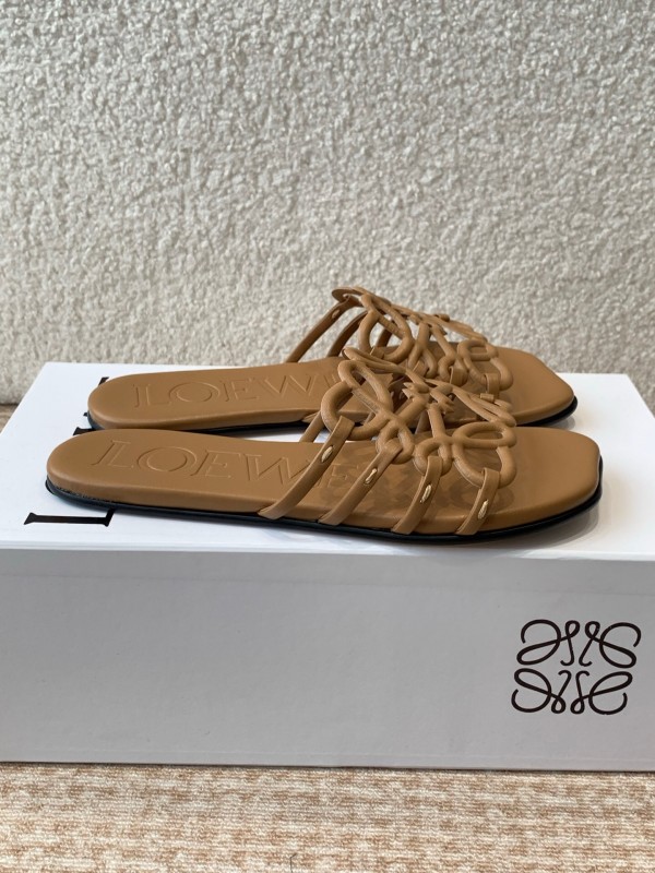 2025 Loewe Brown Leather Slippers KFY00250