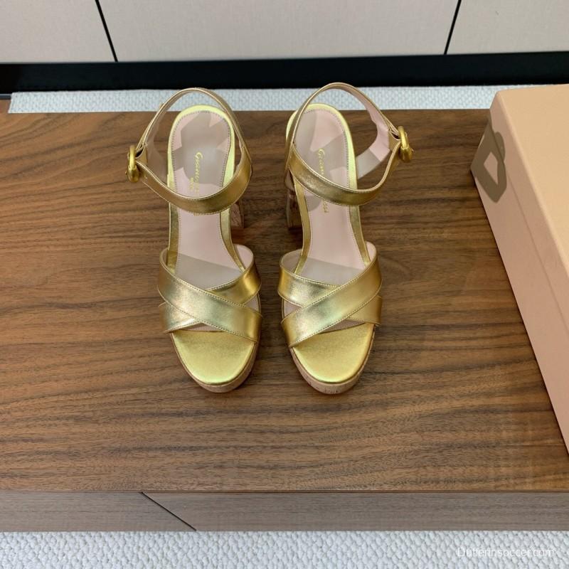 2025 Women Gianvito Rossi Gold Leather Platform Sandals KFY00320