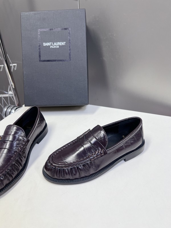 2025 Women Yves Saint Laurent Black Calf Leather Loafers KFY00350