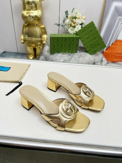 2025 Gucci Gold Leather Slippers