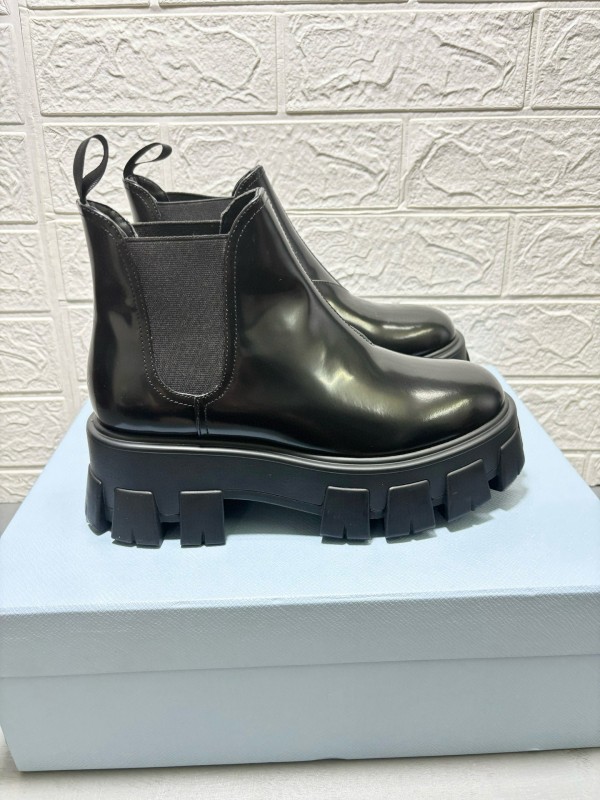 2024 Women Prada Black Leather Chelsea Boots MJ00360