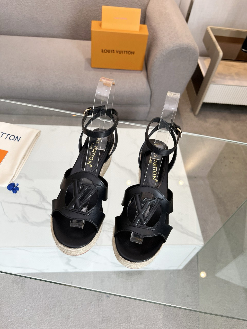 2025 Women Louis Vuitton Black Leather Espadrilles Sandals MJ00280