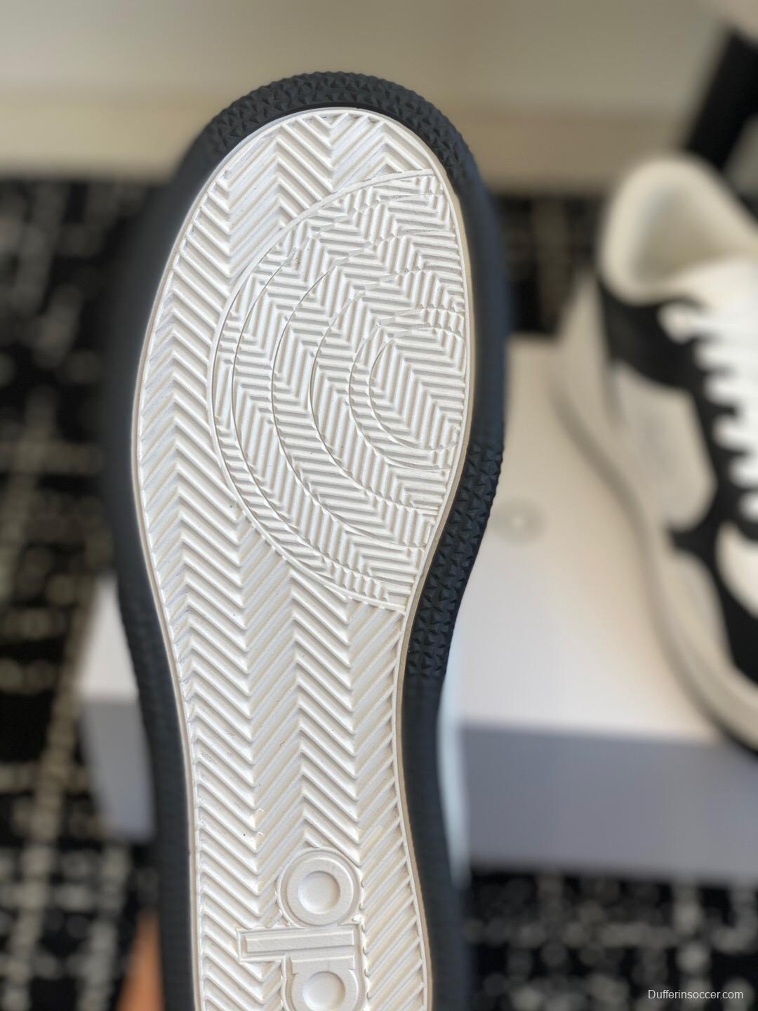 2025 Women Alo Black White Leather Sneakers KFY00280