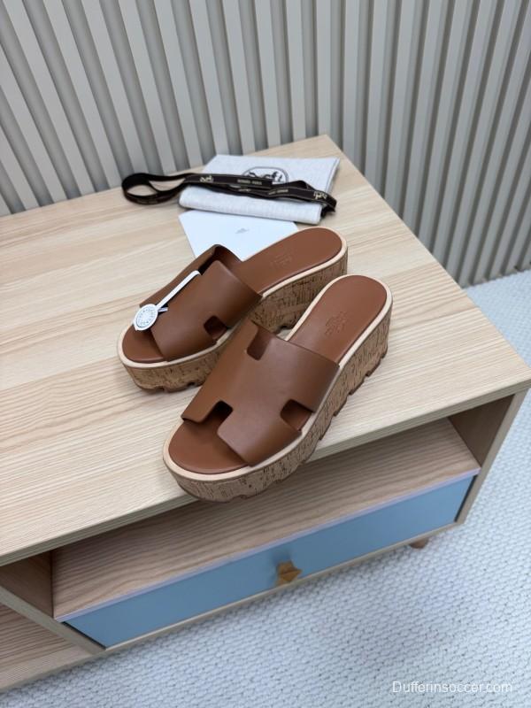 2025 Women Hermès Brown Leather Slippers KFY00280
