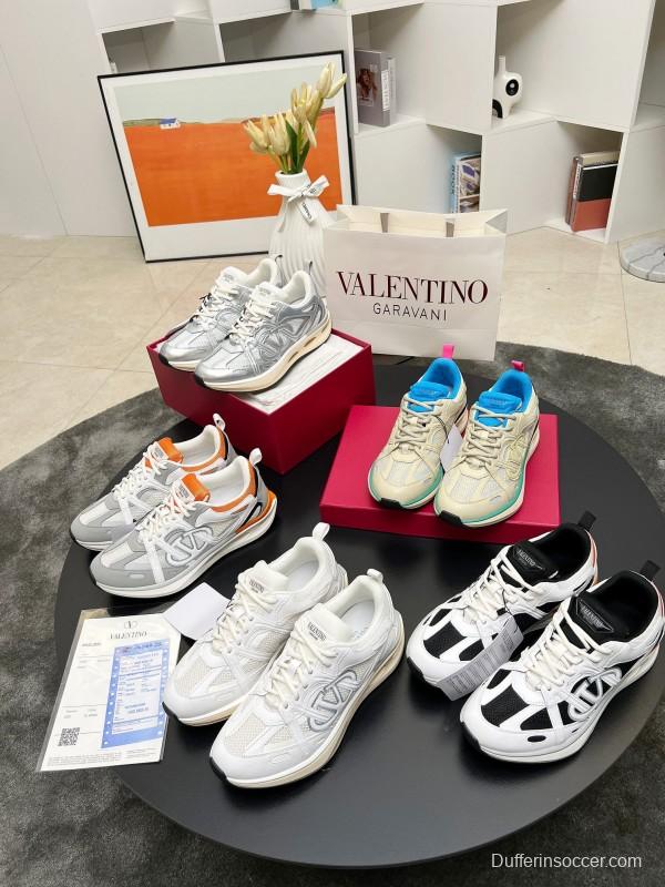2025 Unisex Valentino White Mesh TPU Sneakers Vlogo Signature LY00410