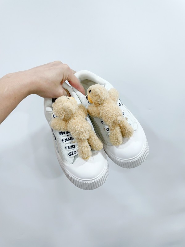 2025 Women 13DE MARZO White Leather Sneakers Plush Toy KFY00300
