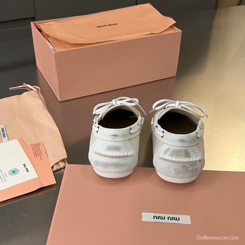 2025 Women Miu Miu White Leather Loafers LY00230